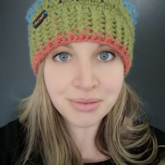 Meet your Posher, Heather - Picture 1 of 1